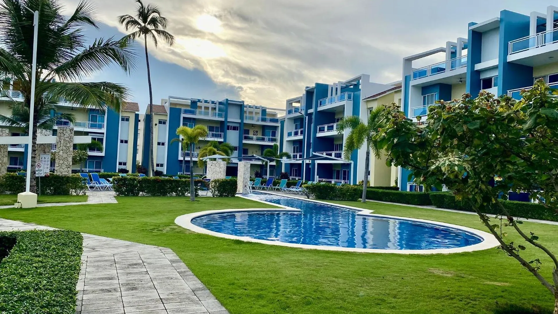 Apartamento Tipo Hotel Wifi - Estacionamiento Punta Cana